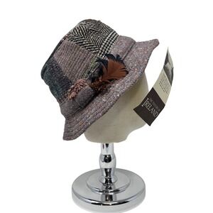 Hanna‎ Hats of Donegal Irish Tweed Patchwork Wool Bucket Hat with Feather Small